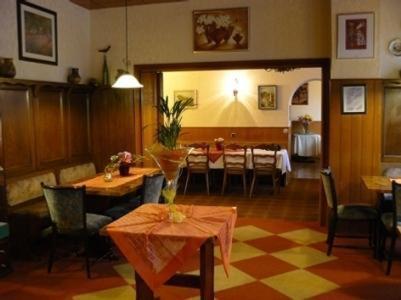 Zur Post Garni Hotel